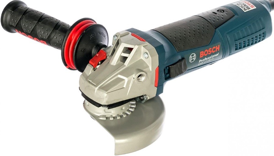 Угловая шлифмашина Bosch GWS 17-125 CIE Professional