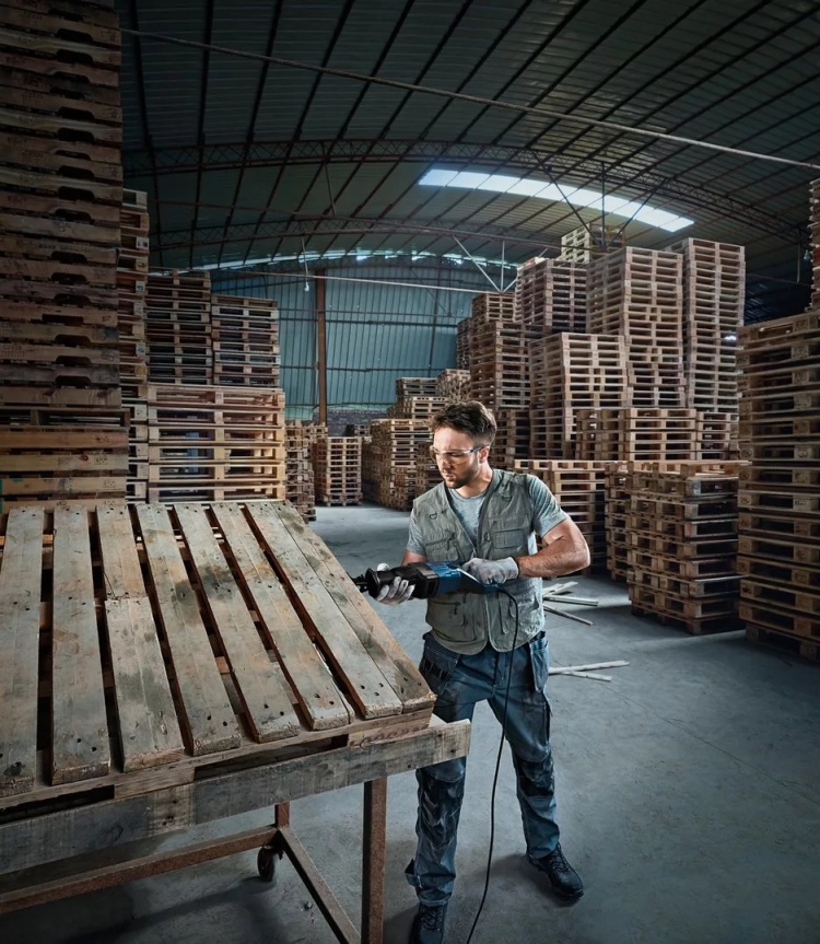 Сабельная пила Bosch GSA 120 Professional