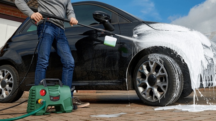 Очиститель высокого давления EasyAquatak 100