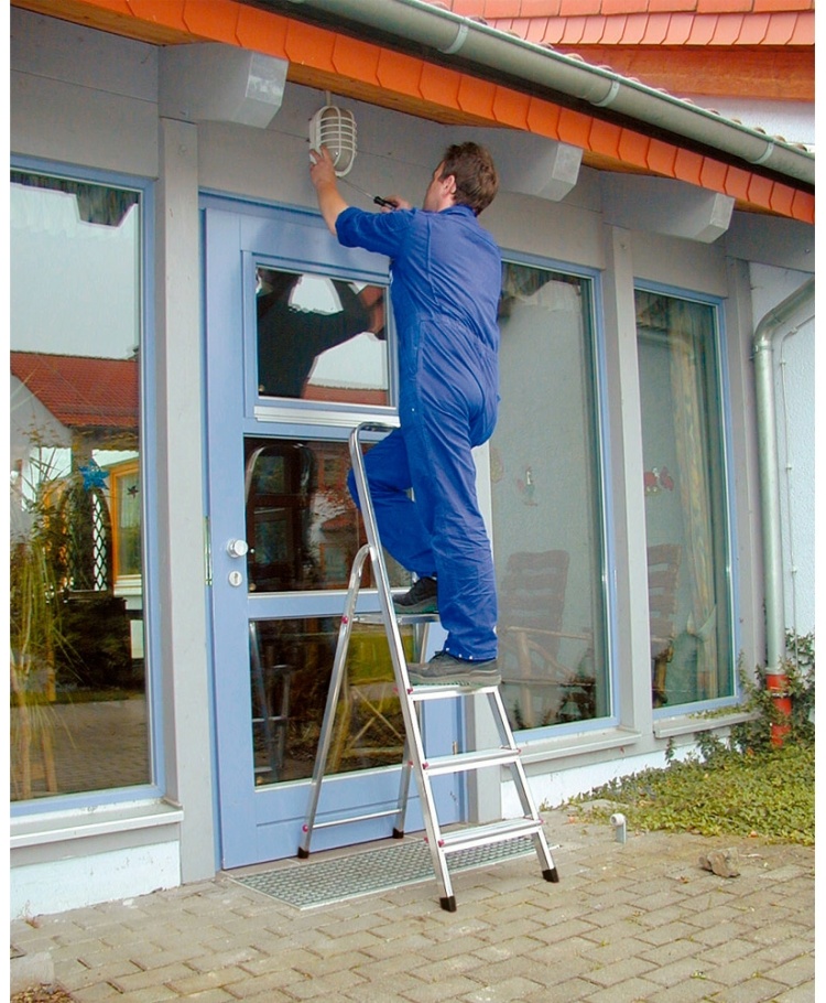 Лестница-стремянка одностороннего типа CORDA 4 KRAUSE (Германия)