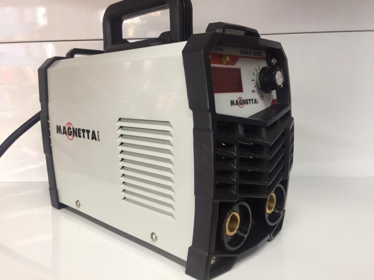 Magnetta, MMA-250, Инверторный сварочный аппарат