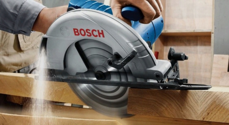 Пила циркулярная ручная GKS 235 Turbo BOSCH