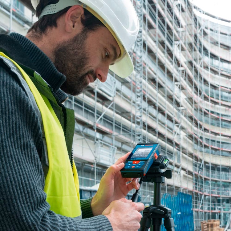 Дальномер лазерный BOSCH GLM 100-25 C