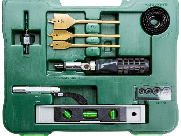 Набор принадлежностей 100 TITANIUM+