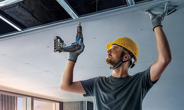 Шуруповерт аккумуляторный GTB 185-Li BOSCH